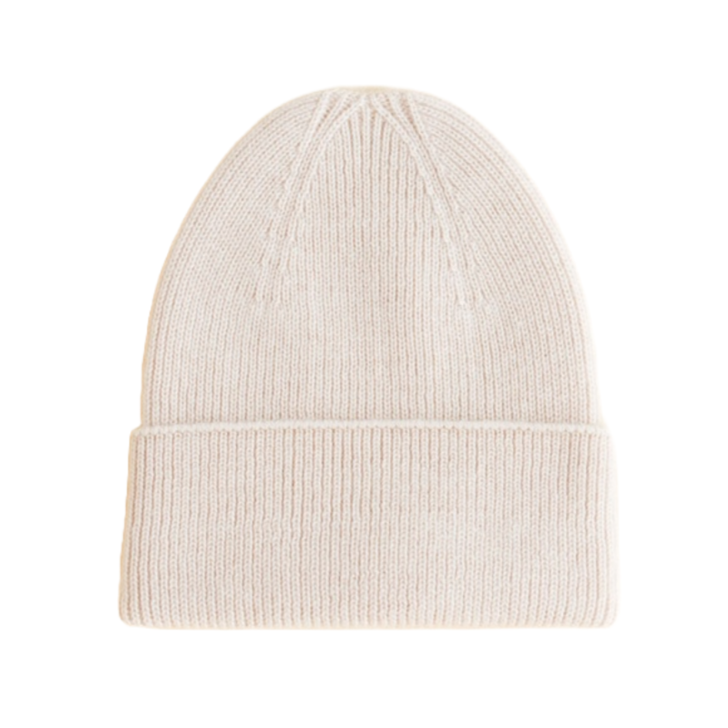 Knitted baby beanie in cream of Hvid 