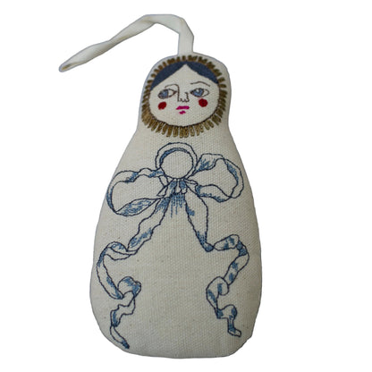 Pop met strik Ornament