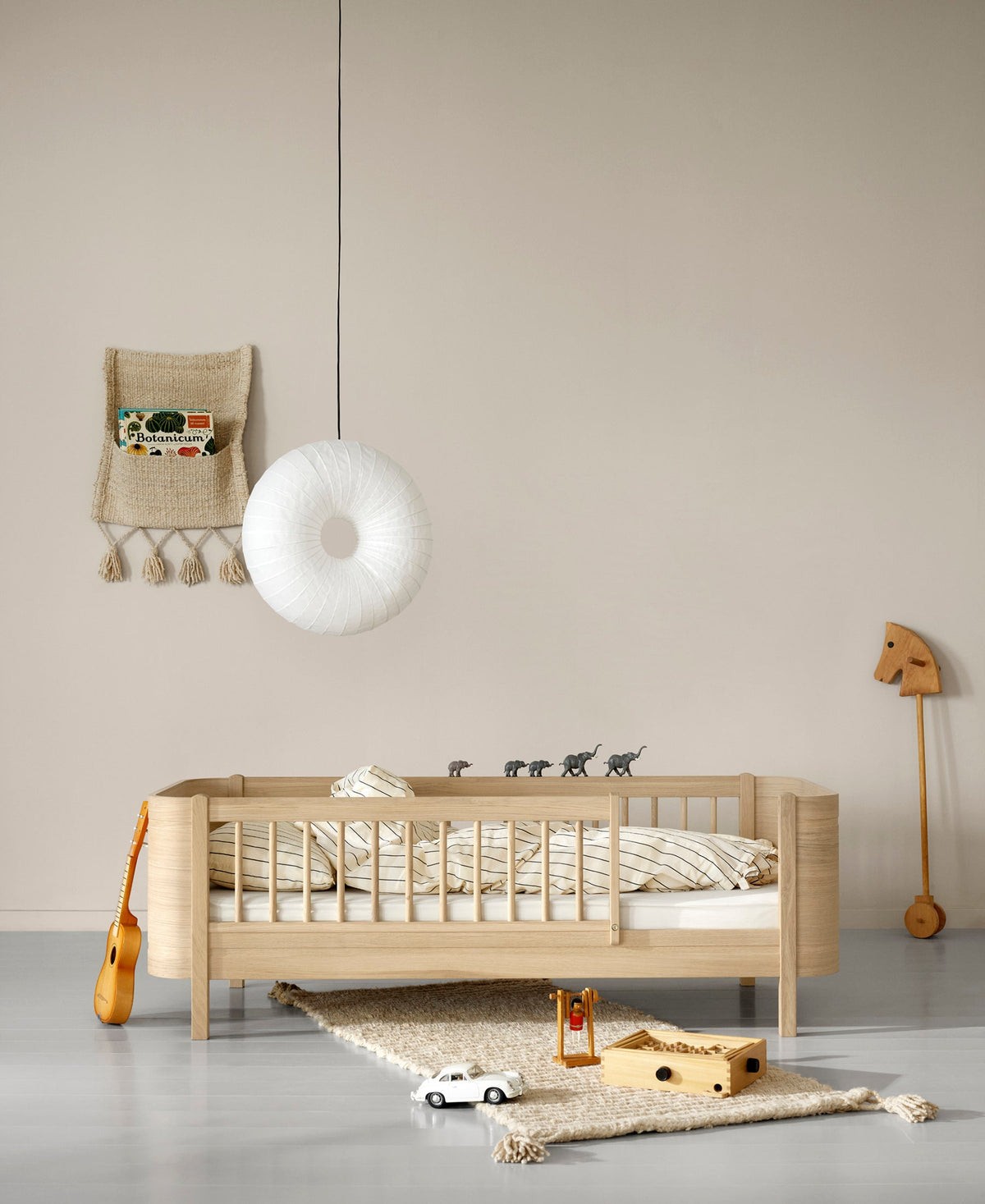 Oliver Furniture Wood Mini+ juniorbed in eiken, het resultaat na ombouw