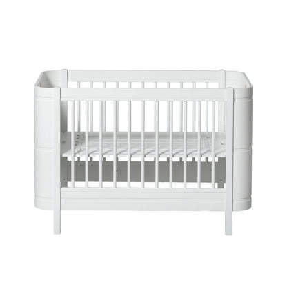 Oliver Furniture Wood Mini+ Cot Bed Incl. Junior Kit White – product photo
