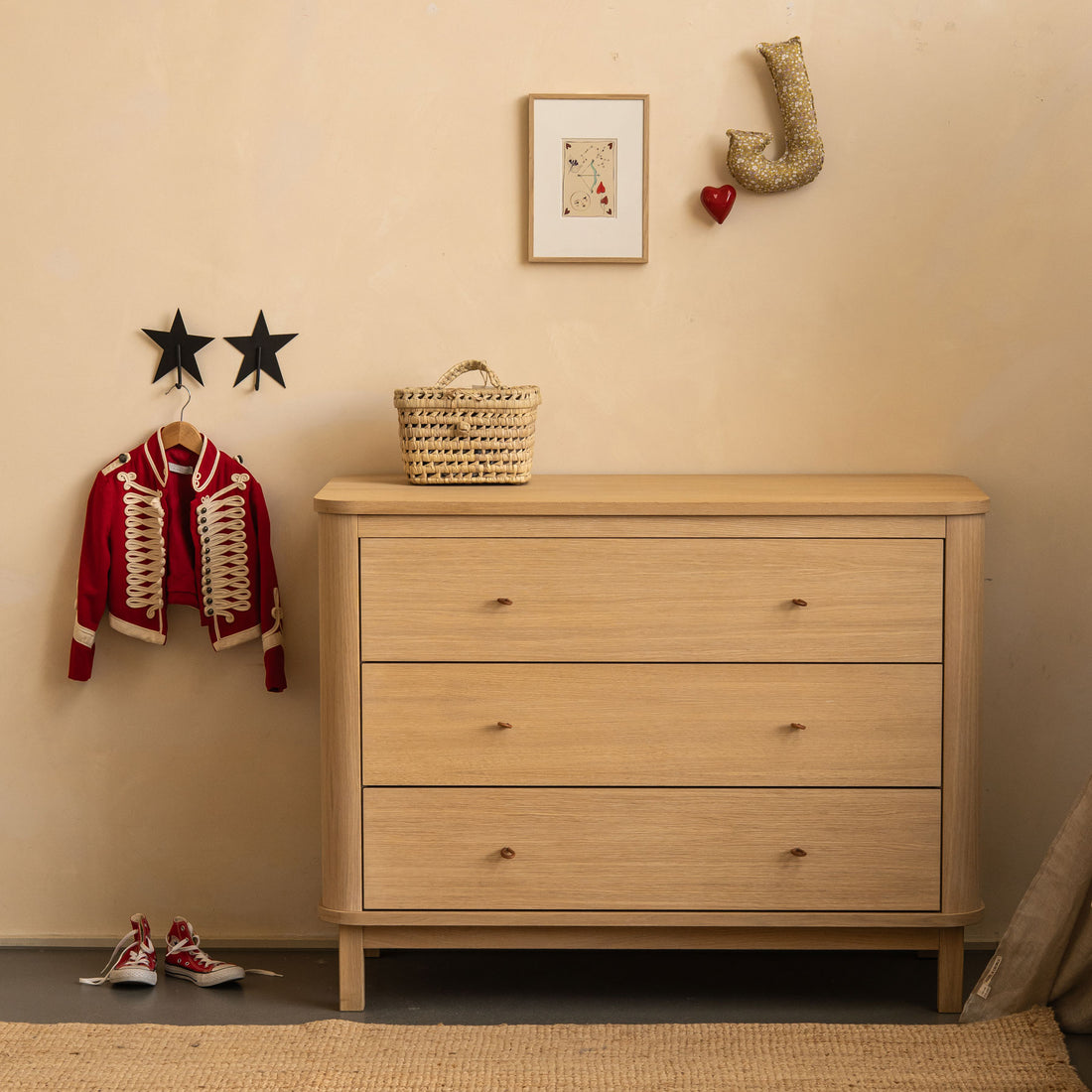Oliver Furniture Wood Oak Dresser
