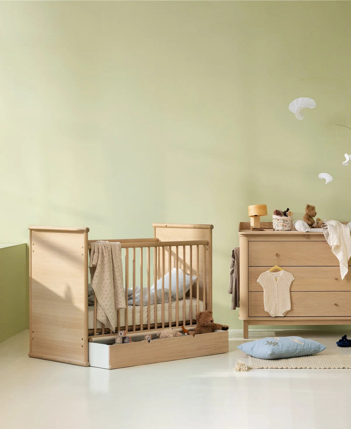 Camp Novel cot bed/bed, 60x120/120x200 cm, oak