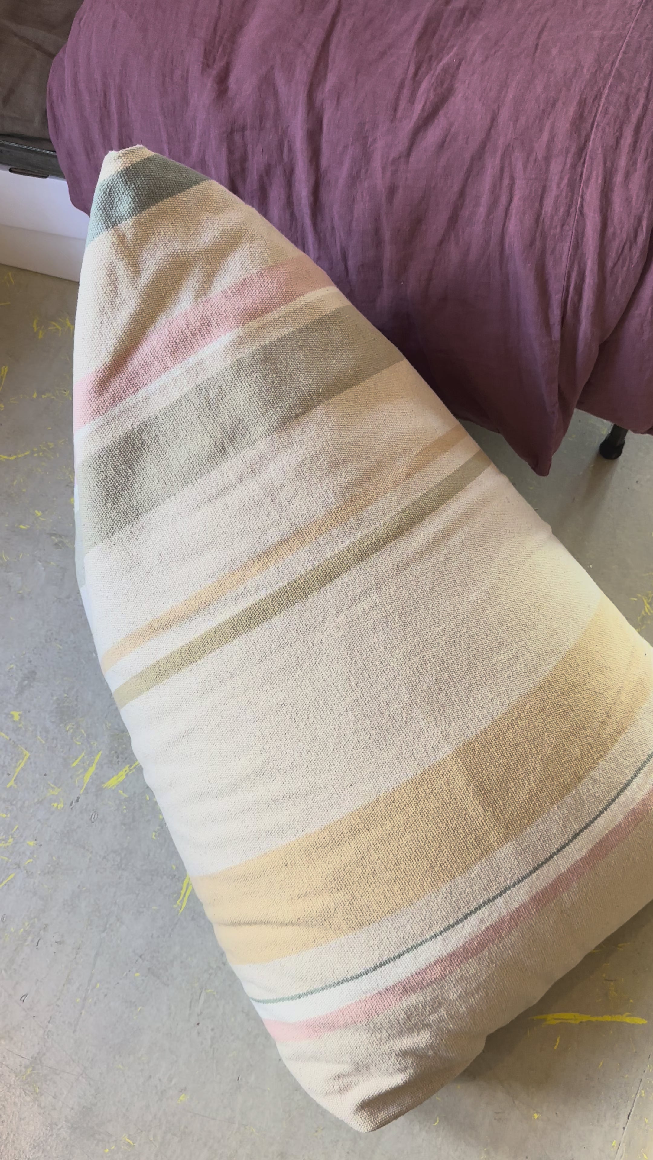 Pouf Cleo meerkleurig gestreept 
