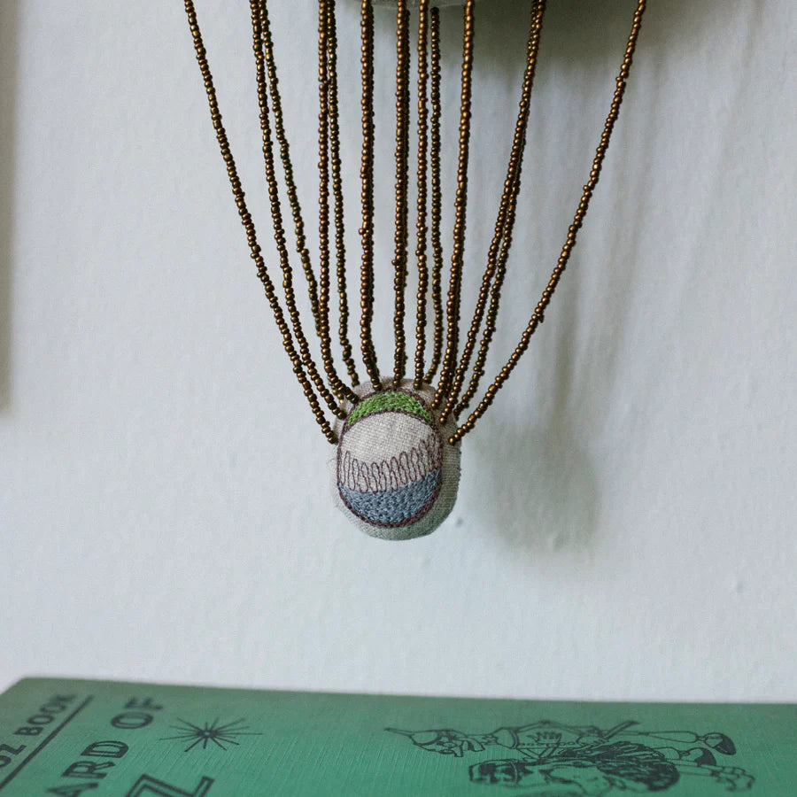 Wonderful Wizard / Balloon, Wallhanging