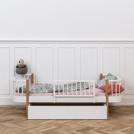 Wood Bed White